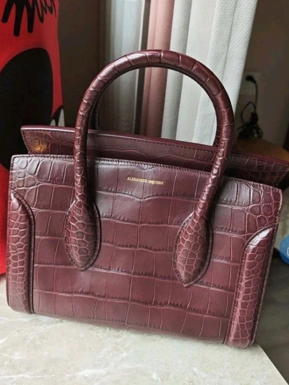 Alexander McQueen Heroine 21 Mini Satchel Croc-Embossed Burgundy